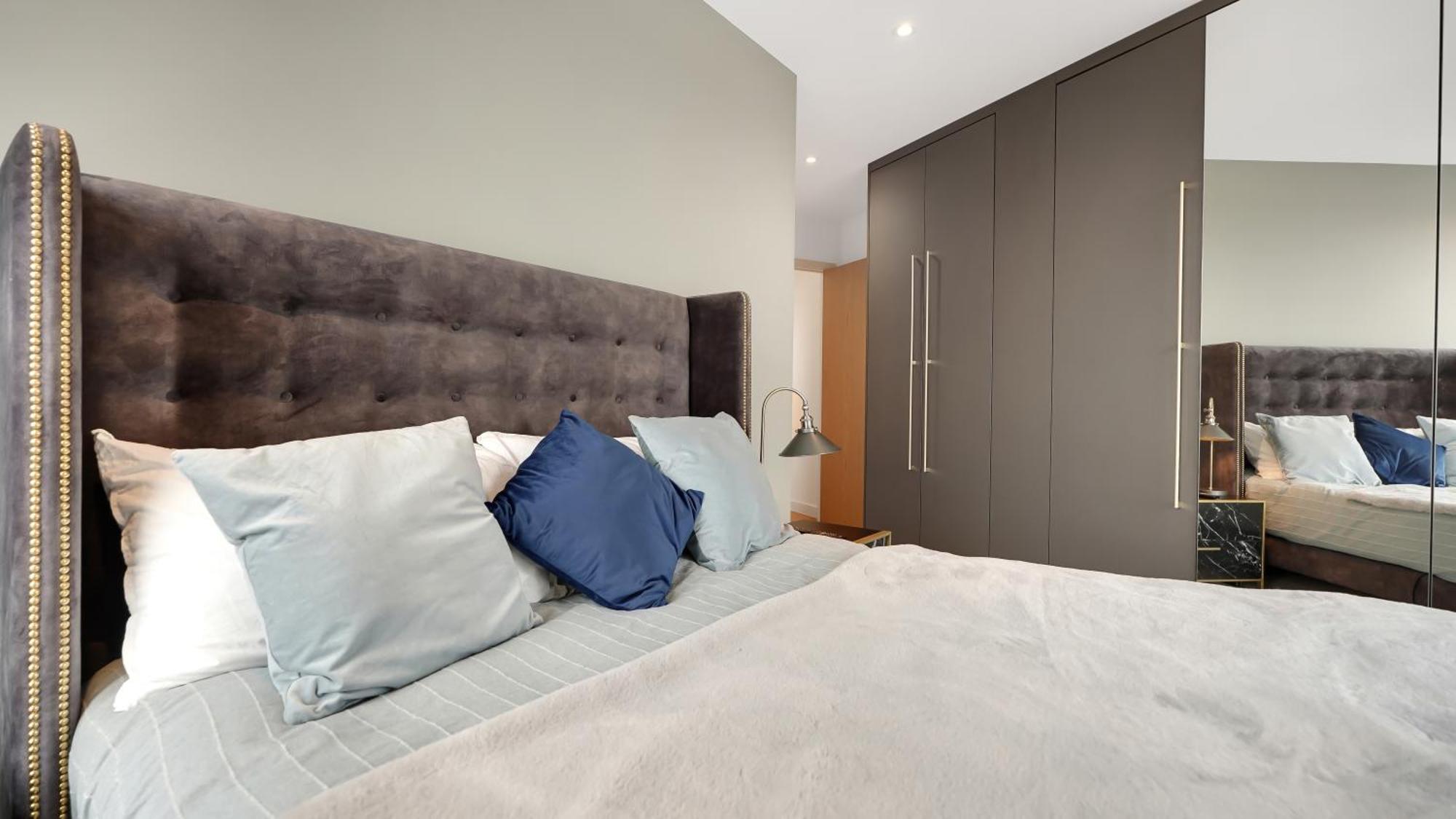 Modern And Spacious Penthouse Apartment In Putney With Free Parking Londen Buitenkant foto
