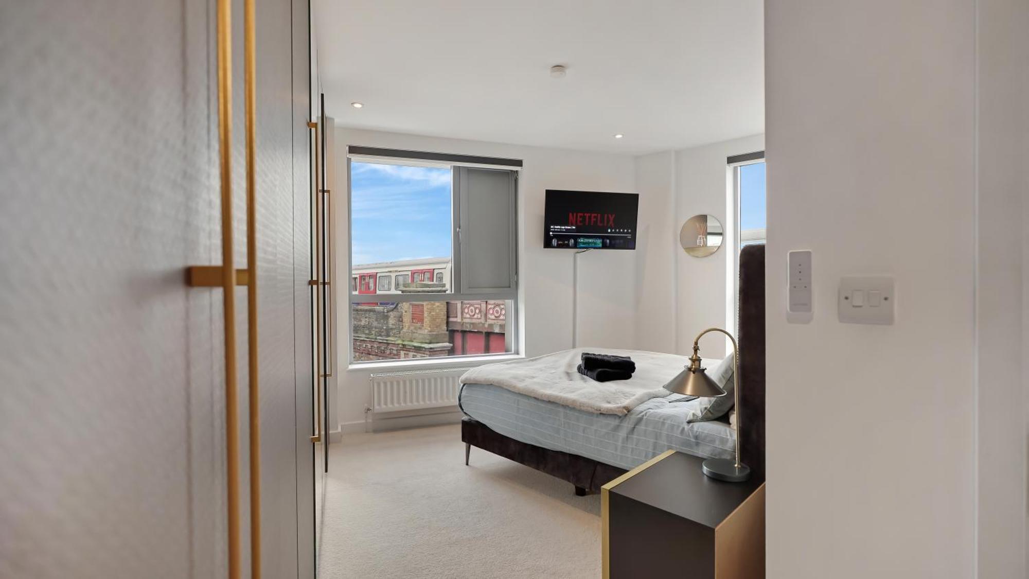 Modern And Spacious Penthouse Apartment In Putney With Free Parking Londen Buitenkant foto