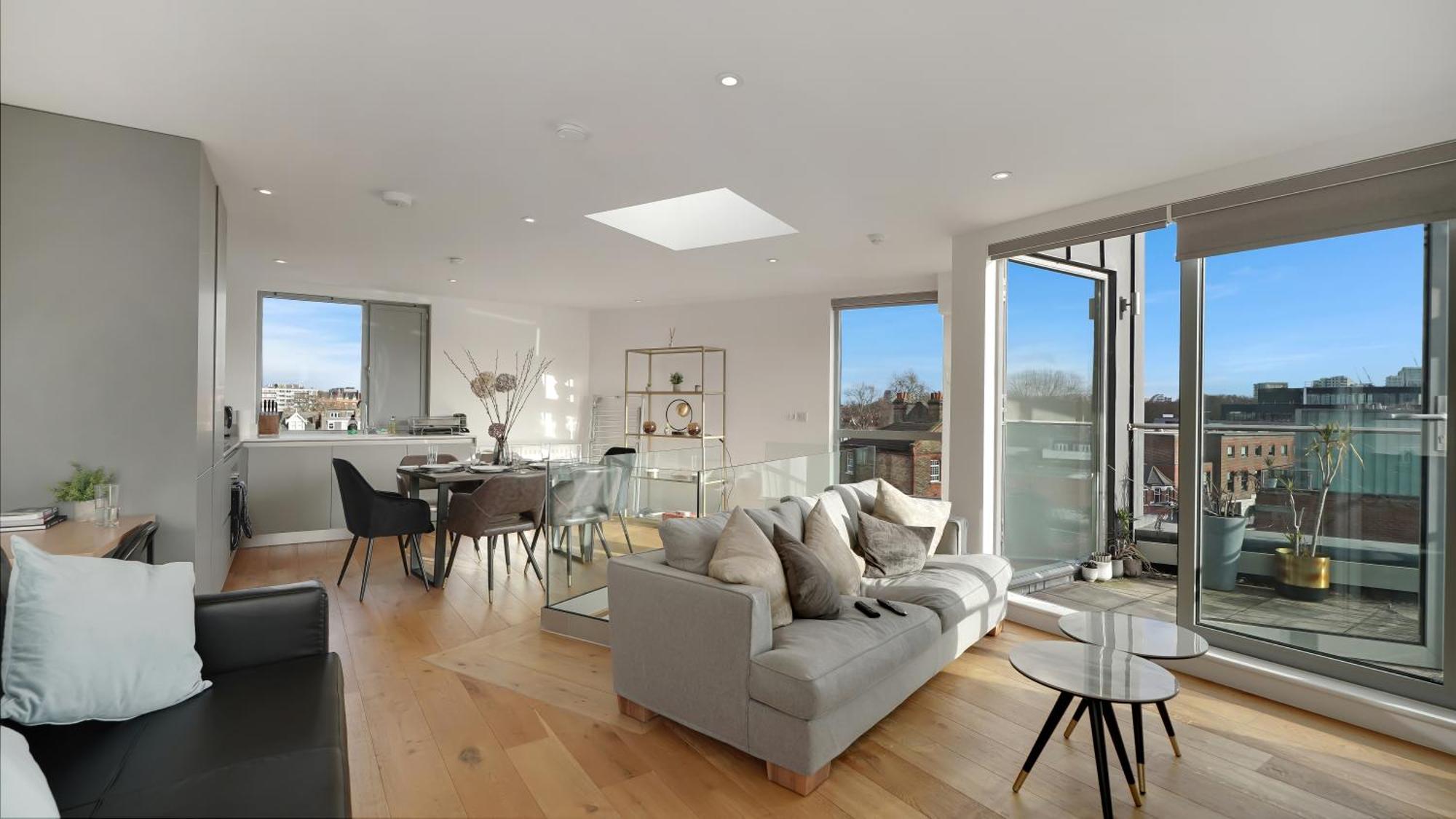 Modern And Spacious Penthouse Apartment In Putney With Free Parking Londen Buitenkant foto
